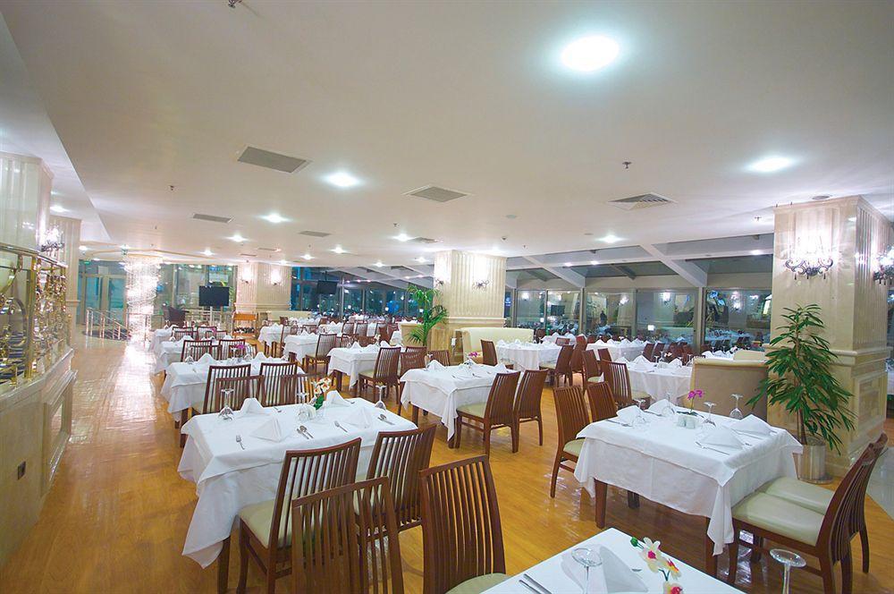 Eser Premium Hotel & Spa Buyukcekmece Exterior photo The restaurant