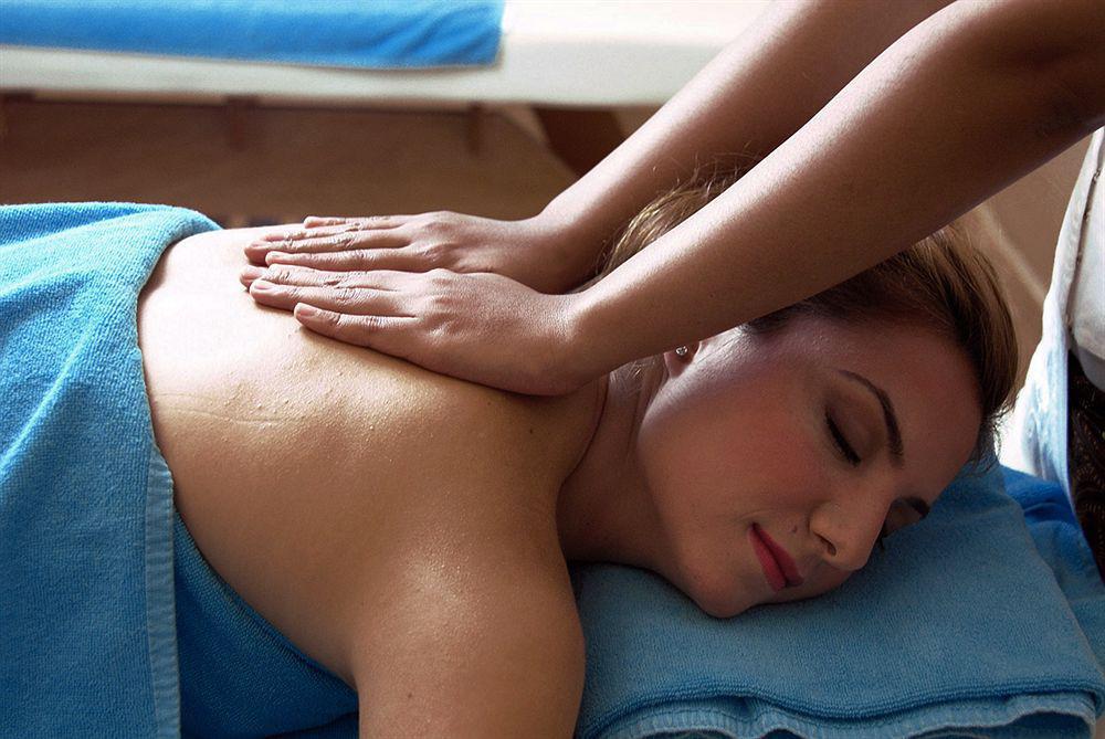 Eser Premium Hotel & Spa Buyukcekmece Exterior photo Massage